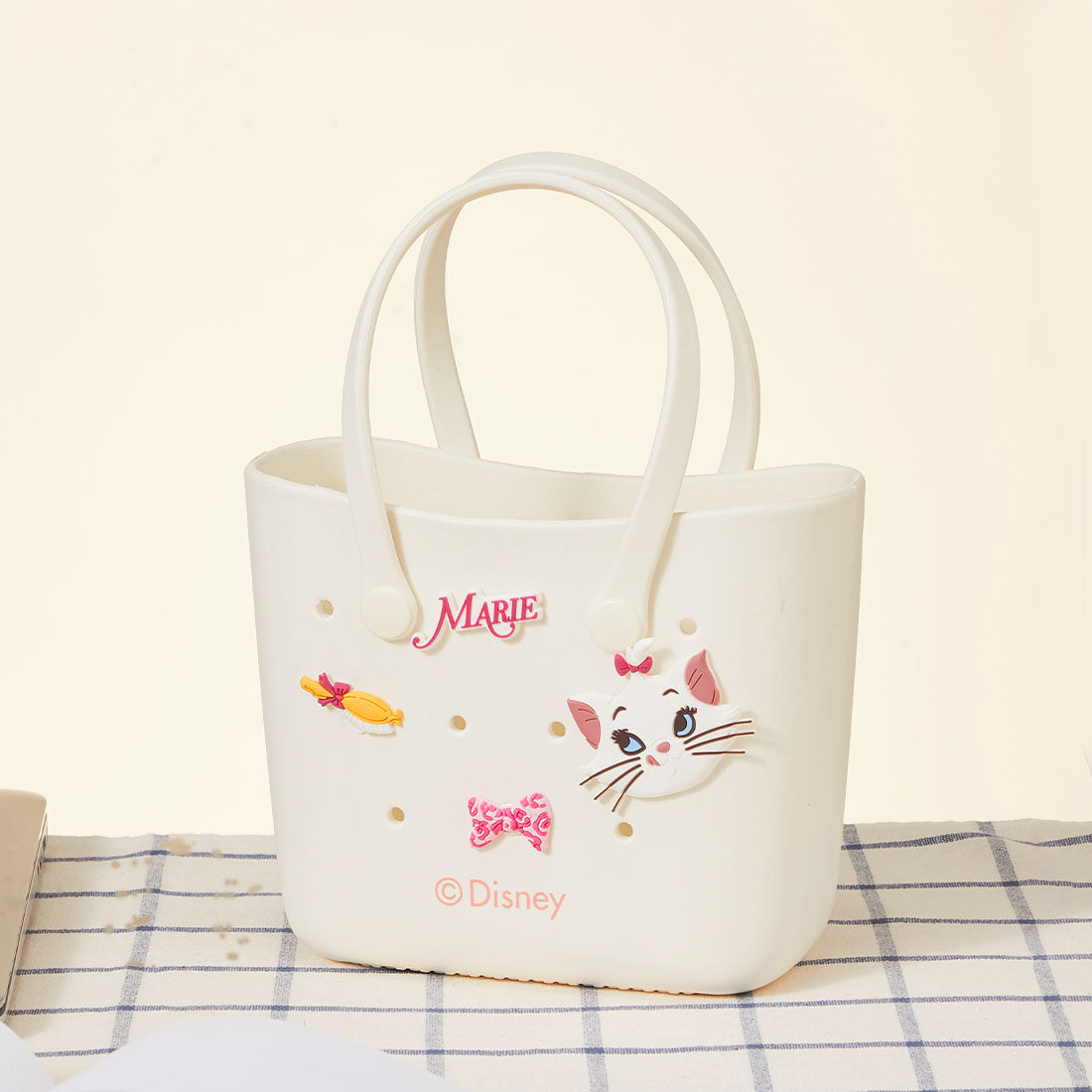 MINISO Disney Series Small Holey Bento Bag (Marie)
